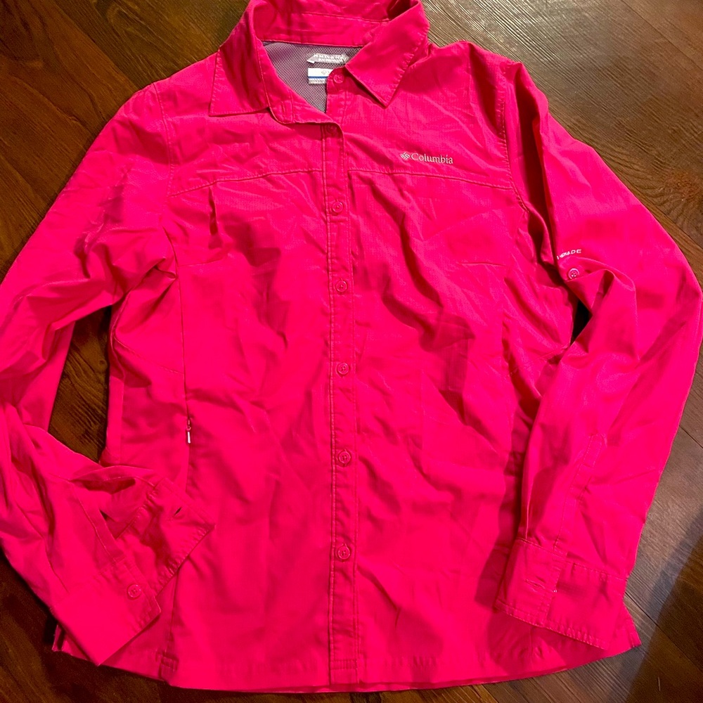 Columbia womens M shirt